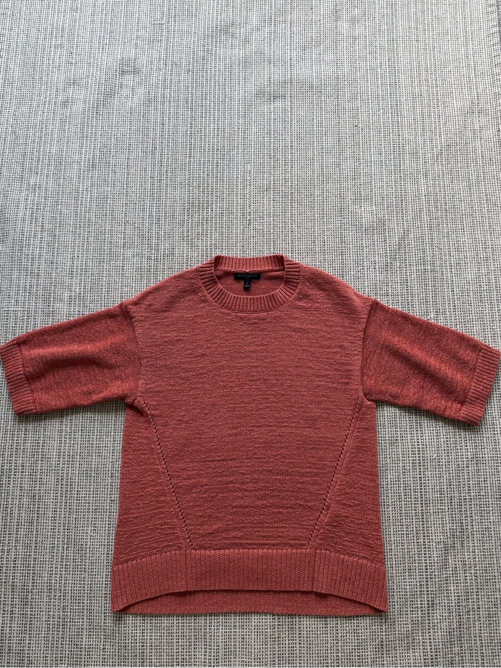 Banana Republic Salmon Pink Short Sleeve Crew Neck Knit Sweater Women’s Size S